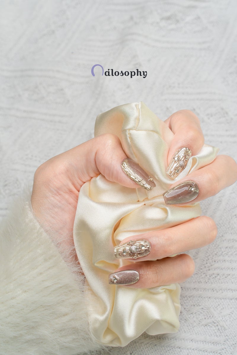 Nailosophy Handmade Luxury Press-on Nails 3D Molten Silver & Champagne Cat-Eye with Crystals | Coffin Shape - Image 4